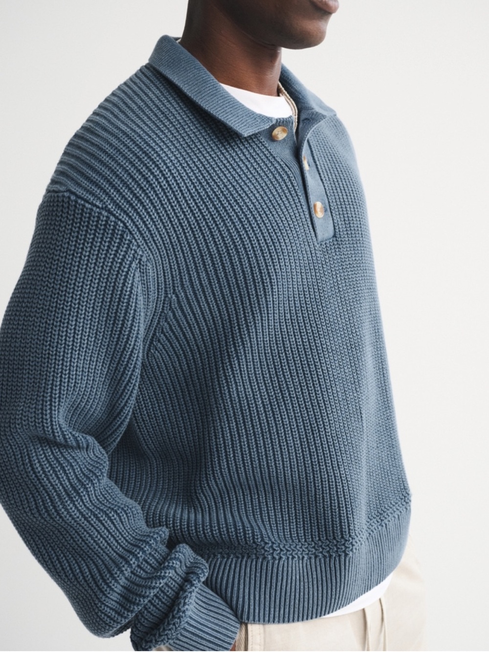 NWT 100% Cotton 3-Button Sweater